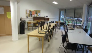  BUREAUX 1.926 m² BRUZ