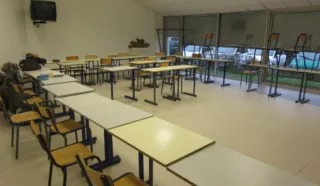  BUREAUX 1.926 m² BRUZ