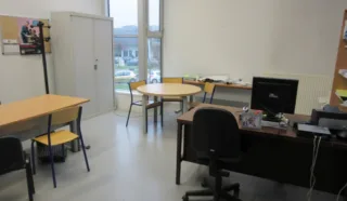  BUREAUX 1.926 m² BRUZ