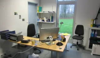  BUREAUX 1.926 m² BRUZ