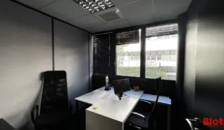  BUREAUX 381 m² RENNES