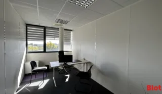  BUREAUX 345 m² RENNES