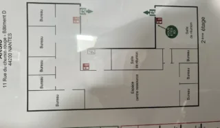  BUREAUX 239 M² NANTES