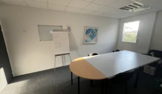  BUREAUX 239 M² NANTES