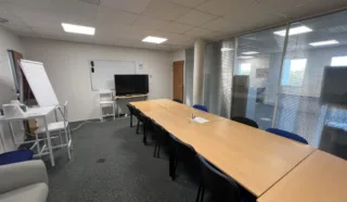  BUREAUX 239 M² NANTES