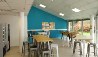  BUREAUX 1.926 m² BRUZ