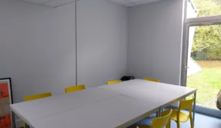  BUREAUX 1.926 m² BRUZ