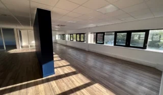  BUREAUX 180 m² NANTES