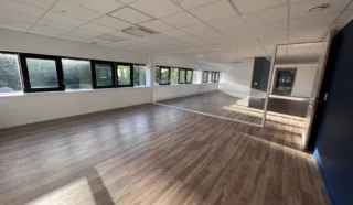  BUREAUX 180 m² NANTES