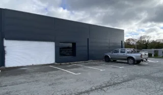  LOCAL D'ACTIVITES TADEN 450 m²