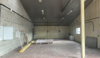  LOCAL D'ACTIVITES TADEN 235 m²