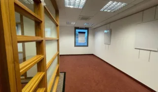  BUREAUX 70 m² PLOUFRAGAN