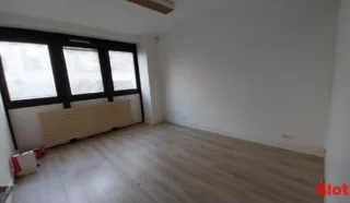  BUREAUX 126 M² NANTES