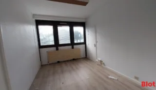  BUREAUX 126 M² NANTES