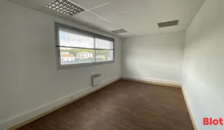  LOCAUX D'ACTIVITÉS 951 M² LA BAULE ESCOUBLAC