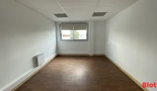  LOCAUX D'ACTIVITÉS 951 M² LA BAULE ESCOUBLAC