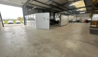  LOCAL D'ACTIVITES DOMLOUP 818 m²