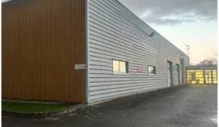  LOCAL D'ACTIVITES DOMLOUP 818 m²