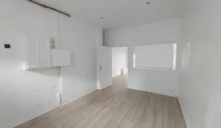  LOCAUX COMMERCIAUX / BUREAUX 33 m² BREST