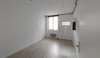  LOCAUX COMMERCIAUX / BUREAUX 33 m² BREST