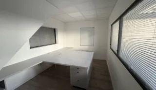  LOCAUX D'ACTIVITES 260 m² -BREST