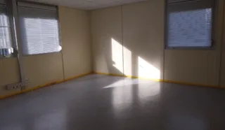  BUREAUX 296 m² QUIMPER