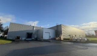  BATIMENT INDUSTRIEL 3000 m² LE RHEU