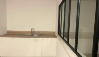  BATIMENT INDÉPENDANT 370 m² PLOUFRAGAN