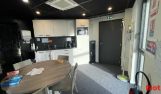  BUREAUX 75 M² PORNIC