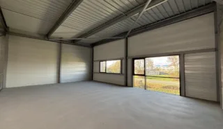  LOCAUX D'ACTIVITÉS 1 537 M² THOUARE S/LOIRE