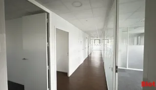  BUREAUX 334 m² SAINT-GREGOIRE