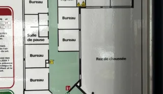  BUREAUX 334 m² SAINT-GREGOIRE