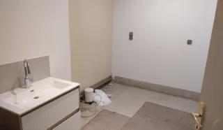  LOCAL COMMERCIAL 56 m² BREST