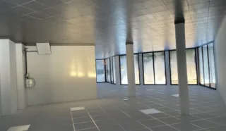  – LOCAL COMMERCIAL – EMPLACEMENT PREMIUM – RENNES