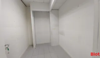  BUREAUX LOCAUX COMMERCIAUX 205 M² NANTES