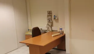  LOCAUX D'ACTIVITÉS 250 M² BESNE