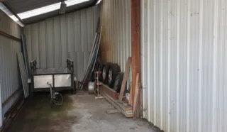  LOCAUX D'ACTIVITÉS 250 M² BESNE