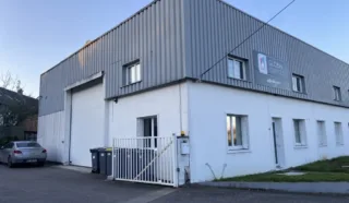  LOCAL ACTIVITES 300 m² RENNES