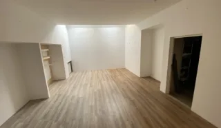  LOCAL COMMERCIAL DINAN CENTRE 89 m²