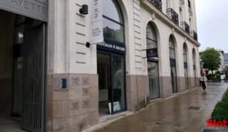  LOCAUX COMMERCIAUX 105 M² NANTES