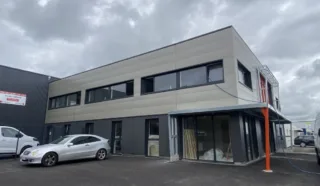  BUREAUX 340 m² GOUESNOU