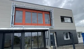  BUREAUX 340 m² GOUESNOU
