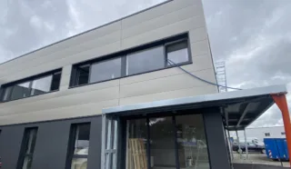  BUREAUX 340 m² GOUESNOU