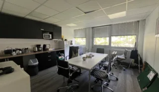  BUREAUX 882 m² RENNES SUD