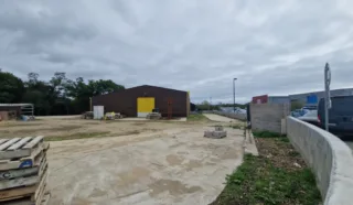  – LOCAL D’ACTIVITÉS INDÉPENDANT 610 m² CRACH