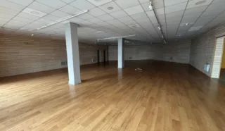  LOCAL COMMERCIAL 260 m² LORIENT