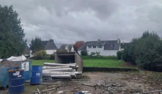  LOCAUX D'ACTIVITES 1 673 m² CHATEAUNEUF-DU-FAOU