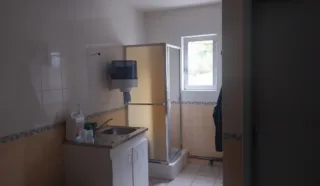  LOCAUX D'ACTIVITES 1 673 m² CHATEAUNEUF-DU-FAOU