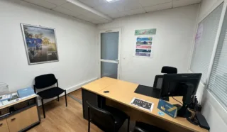  BUREAUX 53 m² RENNES