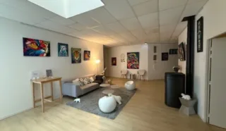  LOCAUX COMMERCIAUX / D'ACTIVITES MONTGERMONT 600 m²